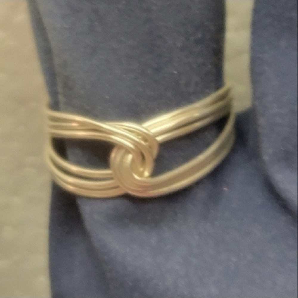 Handcrafted Elegant Silver Triple Twisted Wire Ring